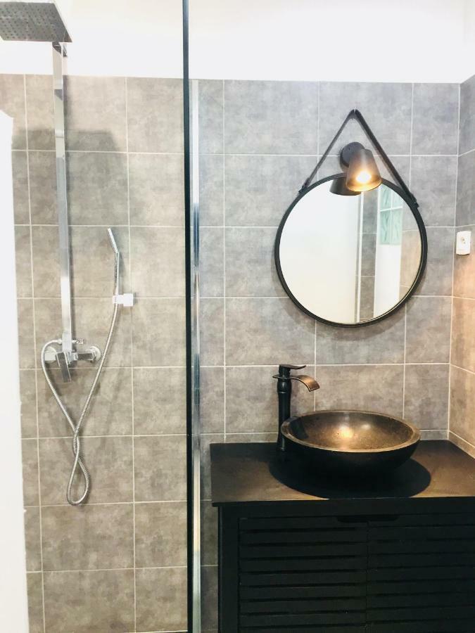 Studio 4 Personnes Avec Piscine, Tennis Daire Hyères Dış mekan fotoğraf